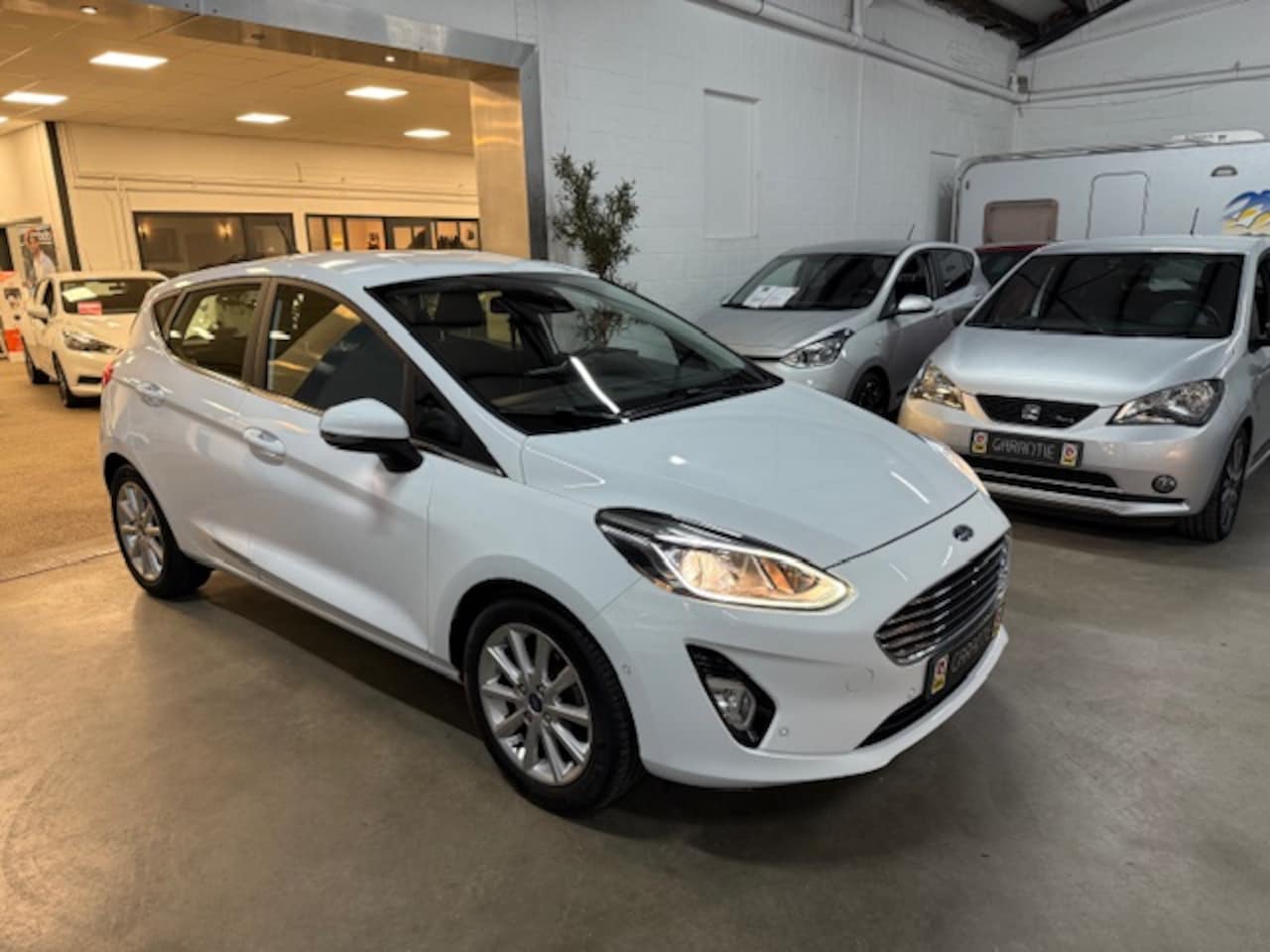 Ford Fiesta - 1.0 EcoBoost 100pk 5dr Titanium / ECC / NAVI / CAMERA - AutoWereld.nl