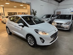 Ford Fiesta - 1.0 EcoBoost 100pk 5dr Titanium / ECC / NAVI / CAMERA