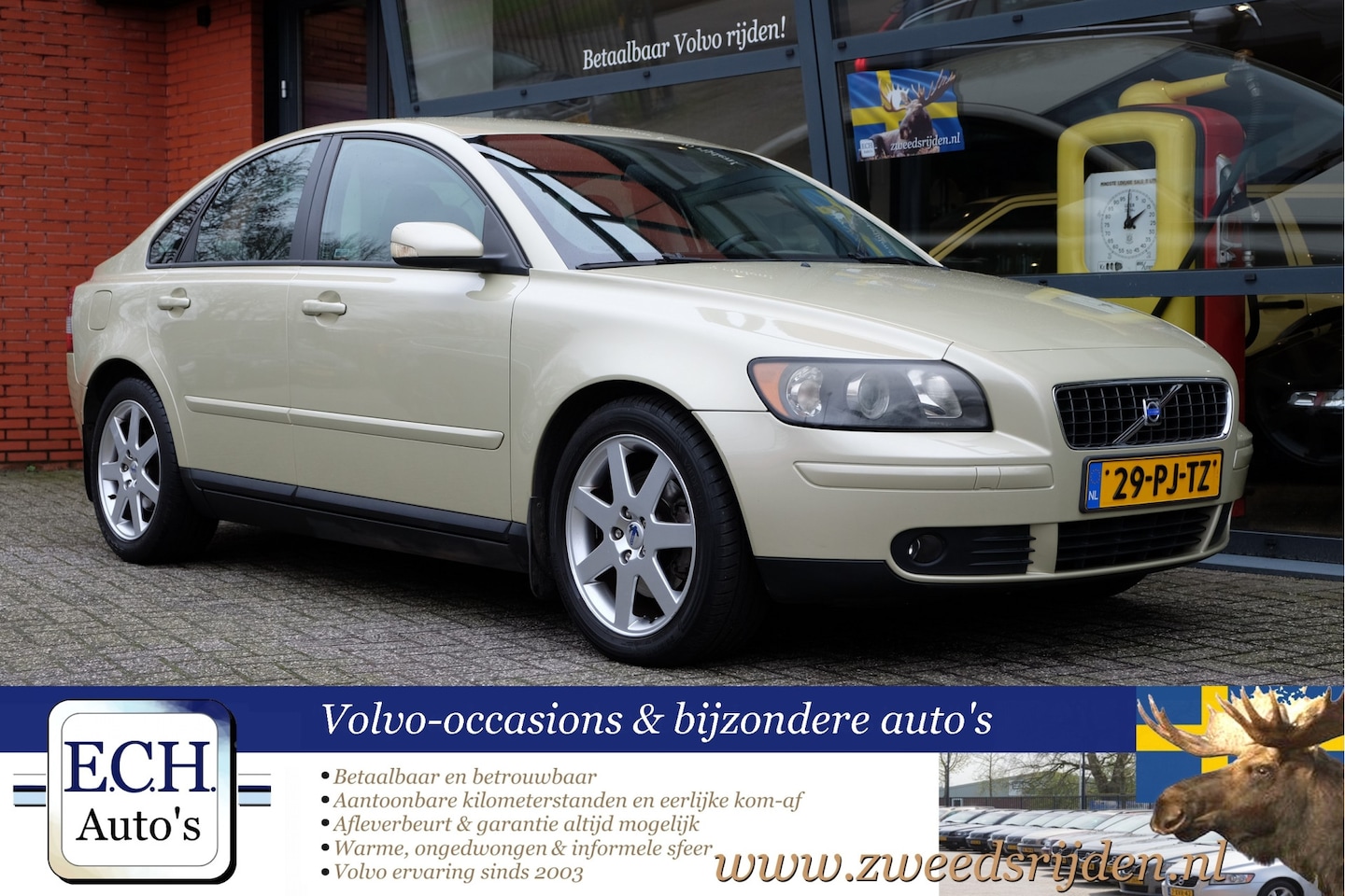 Volvo S40 - 2.4 140 pk 5-cilinder, Momentum, Trekhaak, Houtinleg, Airco - AutoWereld.nl