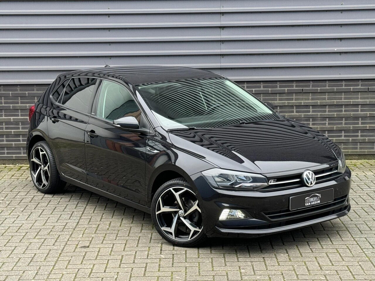 Volkswagen Polo - 1.0 R-Line|IQDrive|Carplay|Stoelvw|Dodehoek - AutoWereld.nl