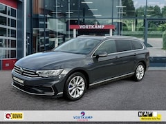 Volkswagen Passat Variant - 1.4 TSI DSG GTE CAMERA/NAVI/ACC/STOELVERW