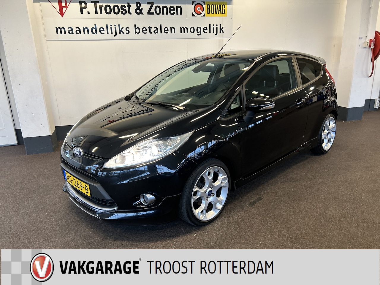 Ford Fiesta - 1.6 Metal 135PK | Sport uitlaat | Lederen bekleding | Cruise control | Parkeersensoren | C - AutoWereld.nl