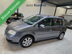 Volkswagen Touran - 1.6-16V FSI Athene Airco Navi Haak