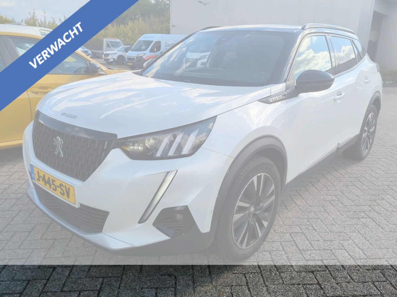 Peugeot 2008 - 1.2 PureTech GT-Line VERWACHT 130pk | Navigatie | Camera | Carplay - AutoWereld.nl