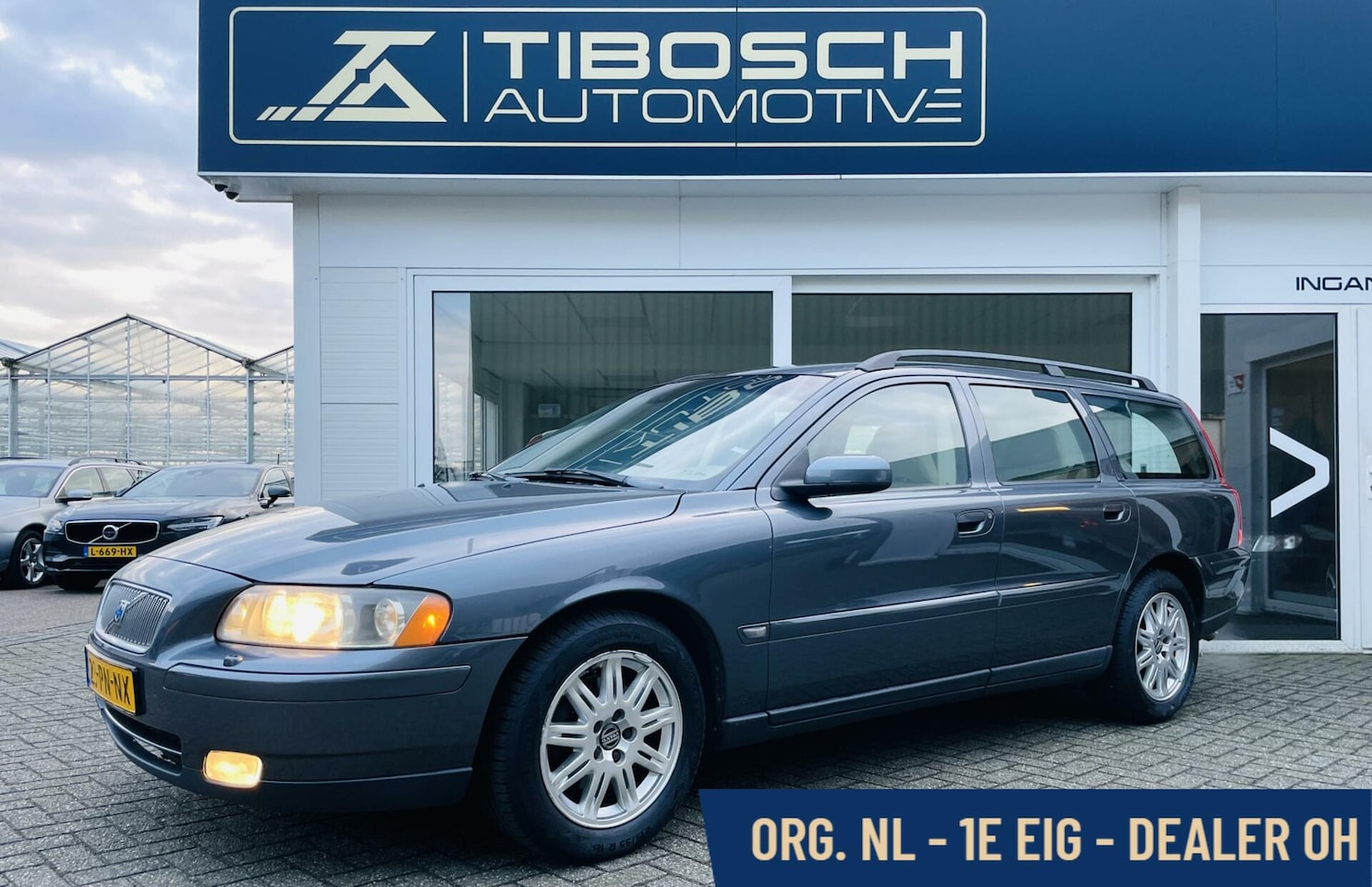 Volvo V70 - 2.4 Momentum NAP✅ Leder Trekhaak 1800 kg! - AutoWereld.nl