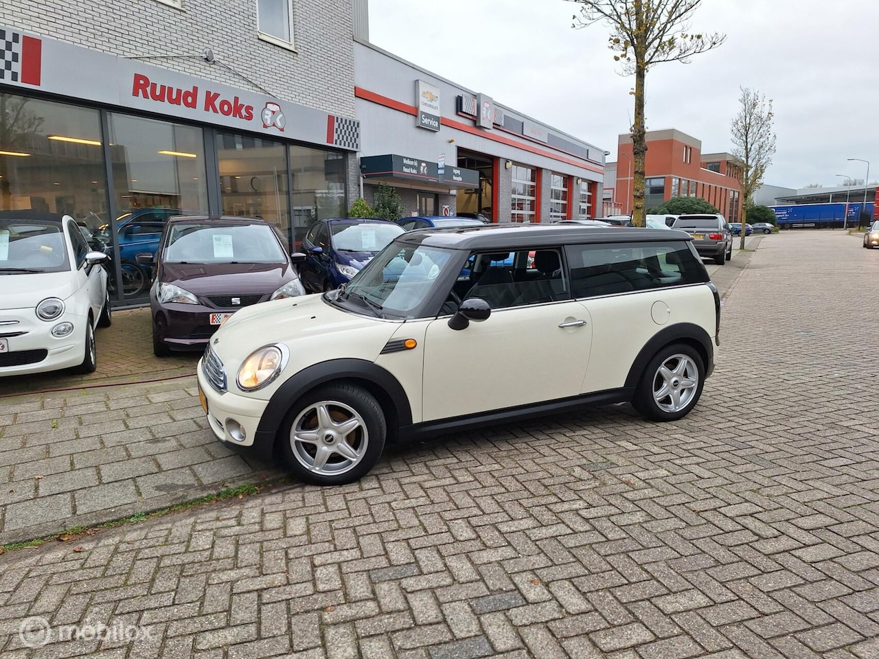 MINI Clubman - 1.6 Cooper Chili 1.6 COOPER CHILI - AutoWereld.nl