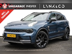 Lynk & Co 01 - 1.5 Plug-In Hybrid 262pk Nw Modeljaar/ Trekhaak/ 360 Camera/ Panoramdak/ Adapt. cruise/ In