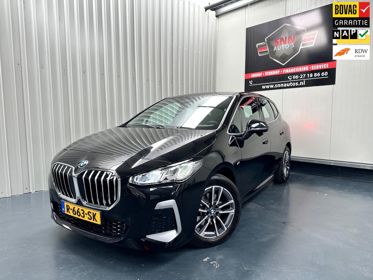 BMW 2-serie Active Tourer - 220i M-Pakket - AutoWereld.nl