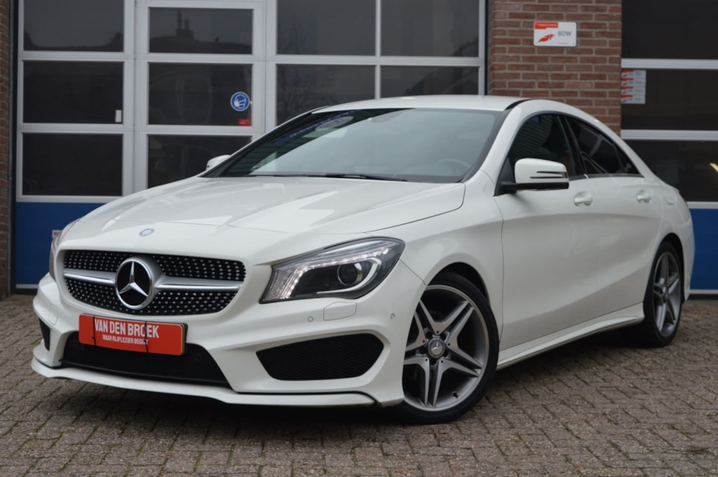 Mercedes-Benz CLA-Klasse - 200 AMG | AUT - NAVI - AIRCO - PDC - AutoWereld.nl