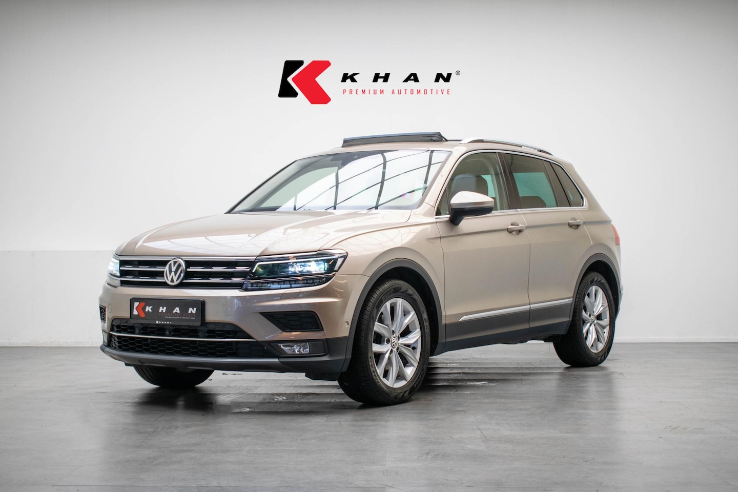 Volkswagen Tiguan - 1.5 TSI Life Business | Pano| Camera| ACC - AutoWereld.nl