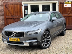 Volvo V90 Cross Country - 2.0 D4 met 20-inch, leder en trekhaak