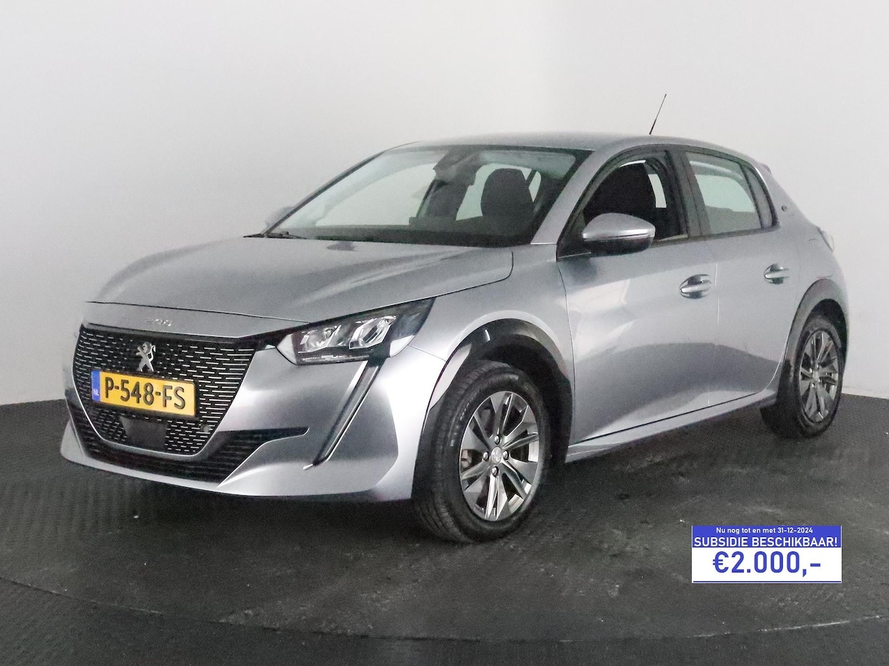 Peugeot e-208 - EV ALLURE PACK 50 KWh ACCU 93% +SNELLADEN 3 FASE LADEN TOT 2 JAAR GARANTIE ! Als nieuw! - AutoWereld.nl