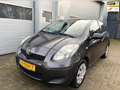 Toyota Yaris - 1.3 VVTi Comfort 5DR 2011-Airco-Trekhaak-APK