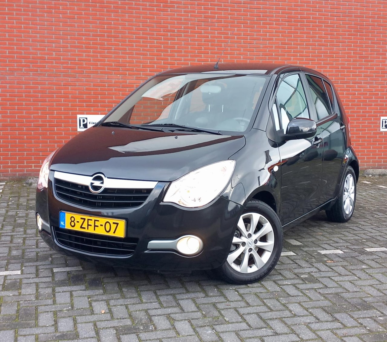 Opel Agila - 1.0 12V 68pk Berlin Airco - AutoWereld.nl