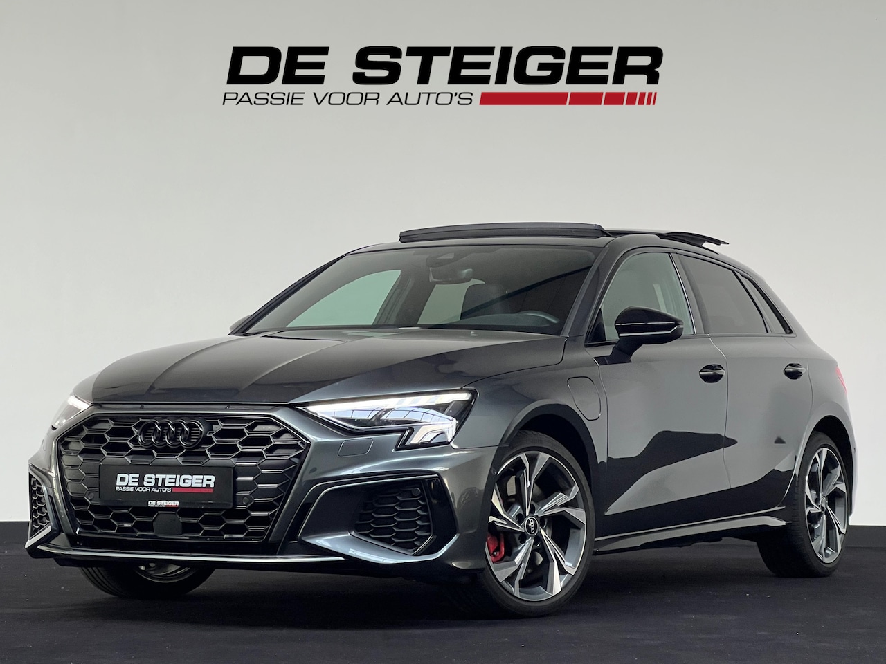 Audi A3 Sportback - 45 TFSI e 3 x S line Pano ACC B&O Matrix Led - AutoWereld.nl