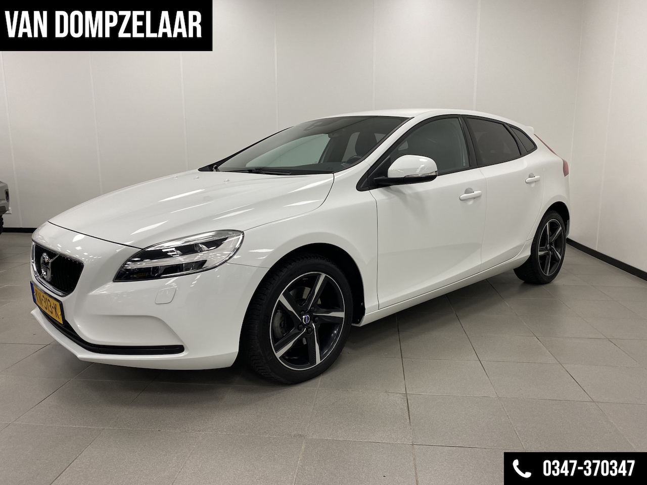 Volvo V40 - 2.0 T3 /152PK / Nordic+ / TREKH. / NAVI / CRUISE.C / STOELVERW. / - AutoWereld.nl