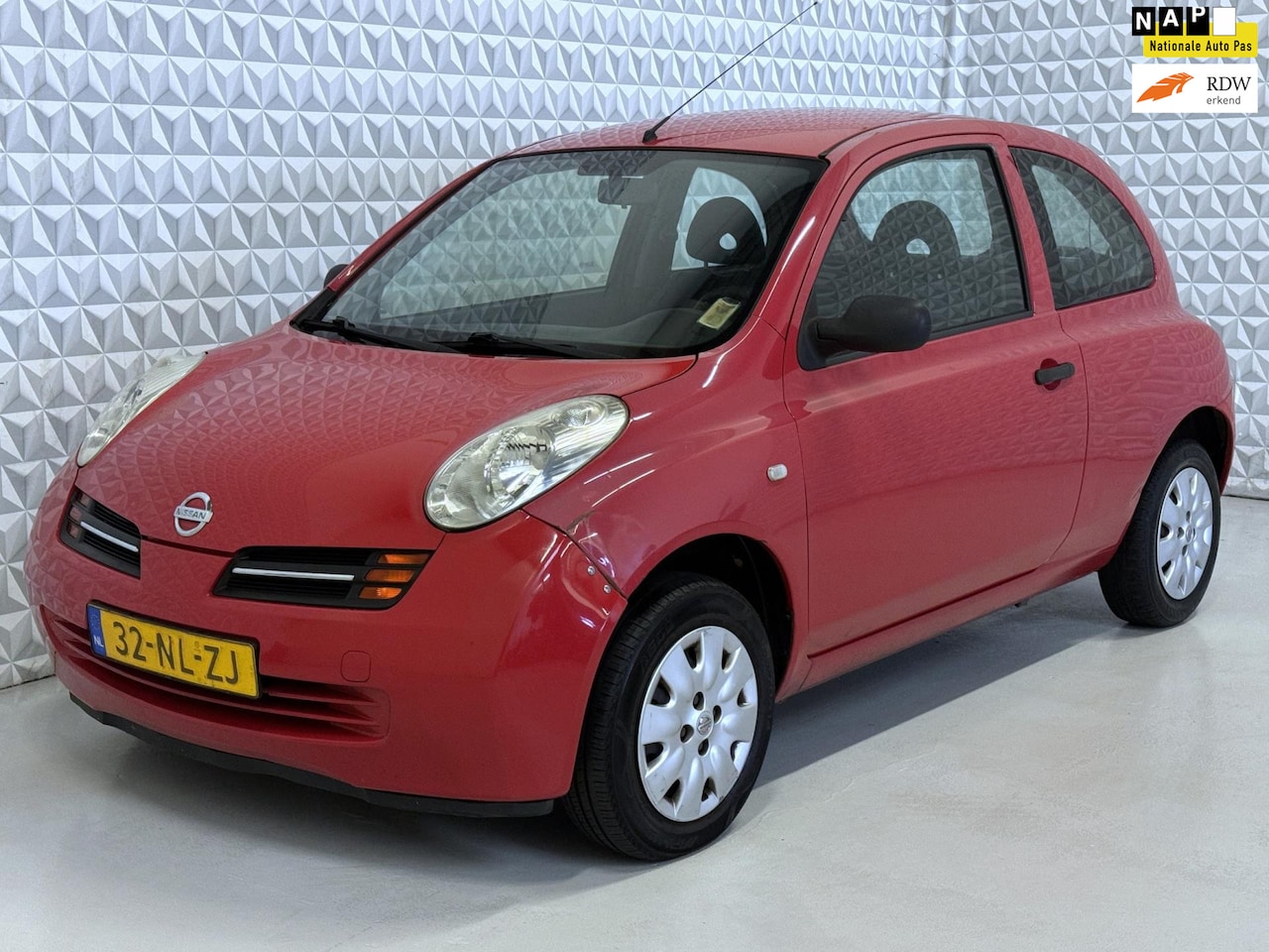 Nissan Micra - 1.0 basis + APK tot 15-11-2025 (2003) - AutoWereld.nl