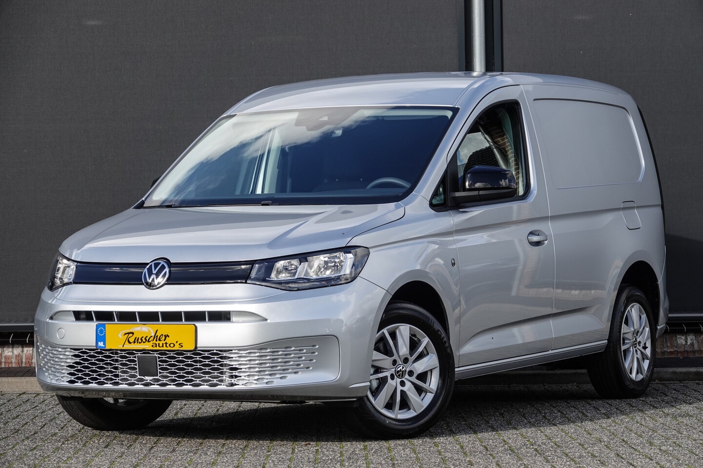 Volkswagen Caddy Cargo - L1H1 2.0Tdi 102Pk | Style | Trekhaak | 16'' | Reflexzilver nr. 3 - AutoWereld.nl