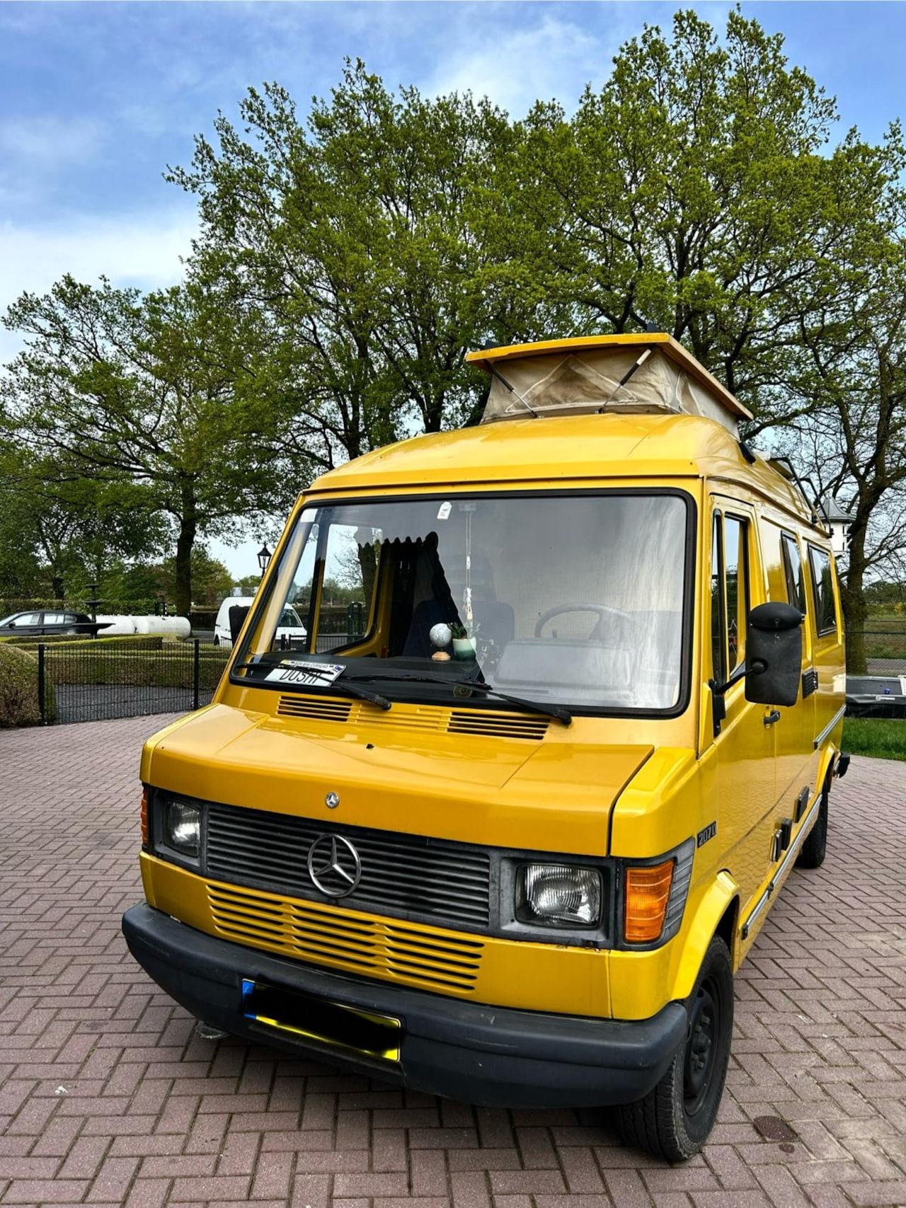 Mercedes-Benz 200-serie - 207D - AutoWereld.nl