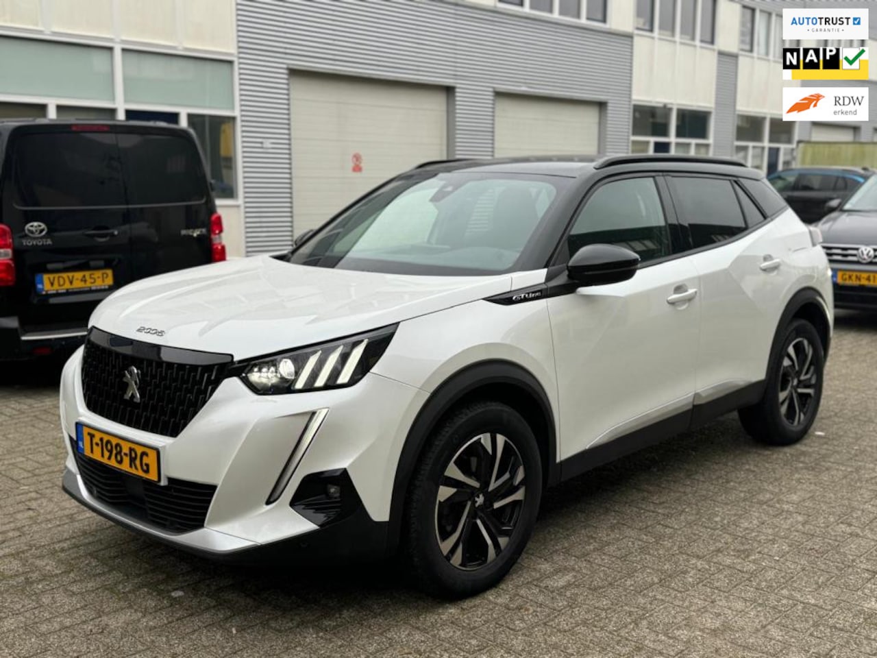 Peugeot 2008 - 1.2 PureTech GT-Line Automaat - AutoWereld.nl