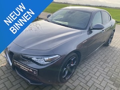 Alfa Romeo Giulia - 2.0 T AWD Veloce Panorama dak, Xenon, Veloce stoelen, 19 inch