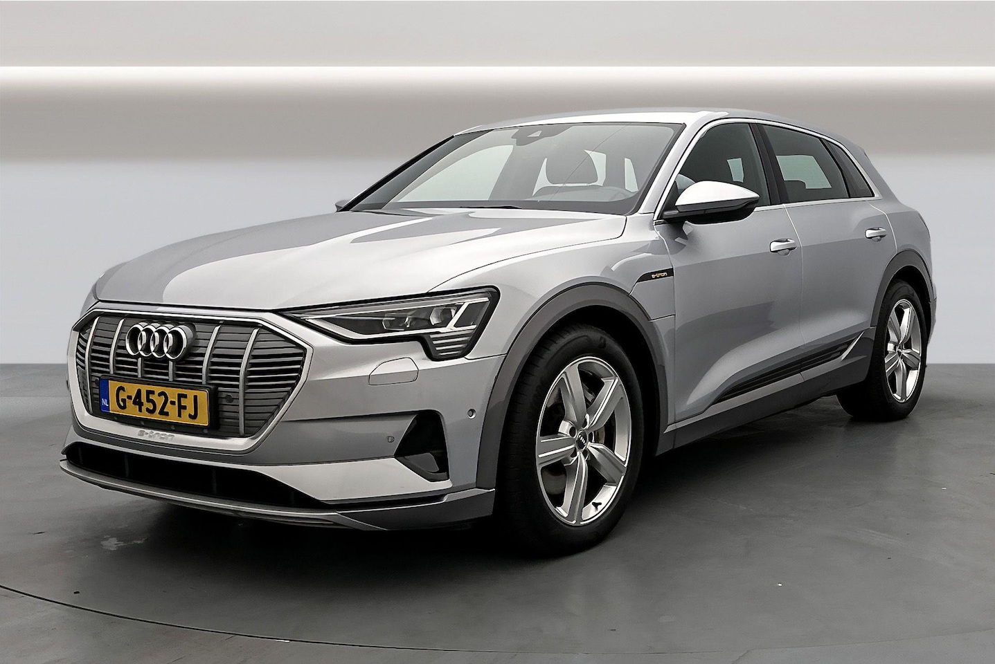 Audi e-tron - E-tron 55 quattro advanced 95 kWh - AutoWereld.nl