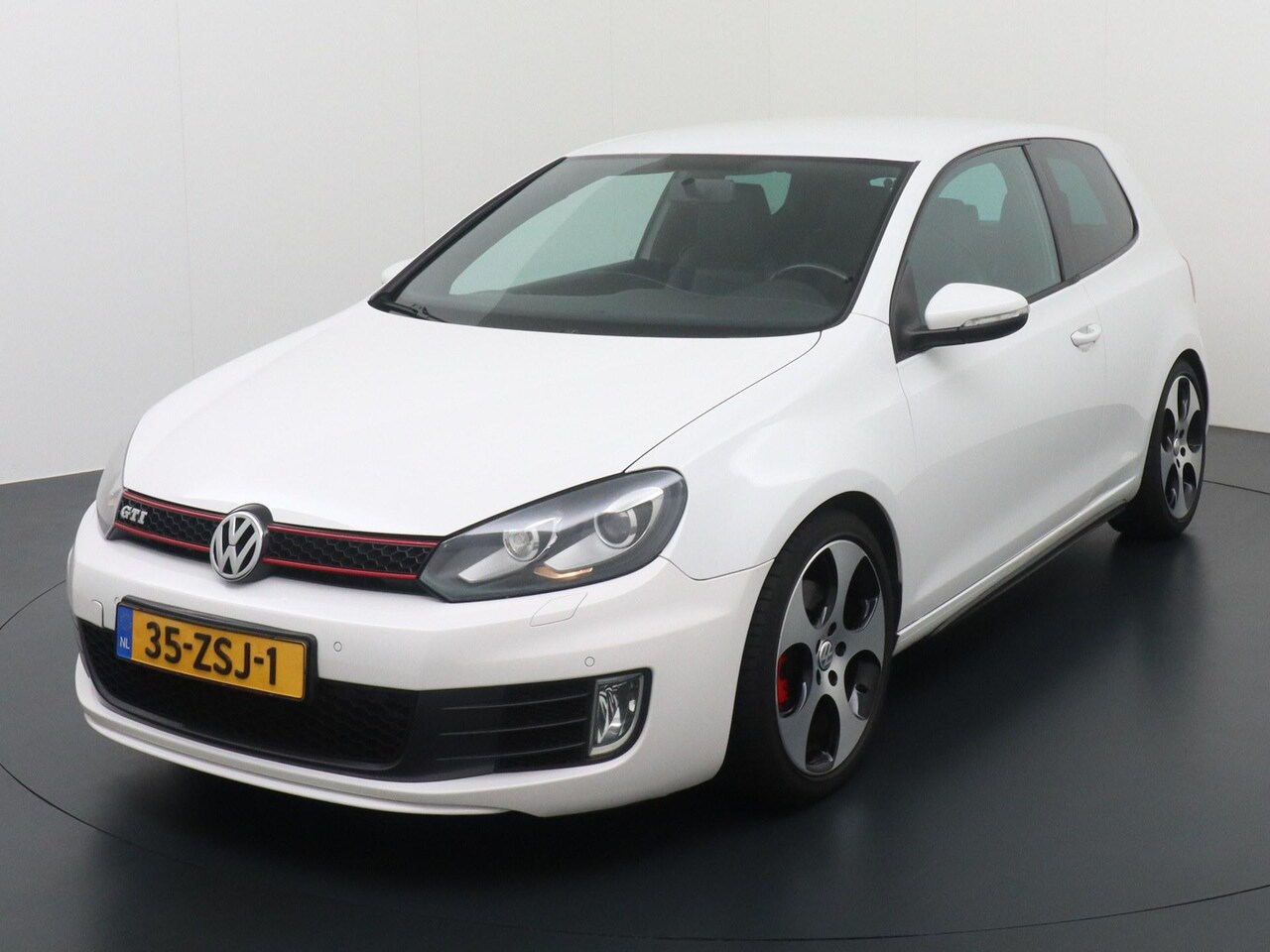 Volkswagen Golf - 2.0 GTI 2.0 GTI - AutoWereld.nl