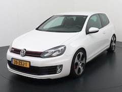 Volkswagen Golf - 2.0 GTI