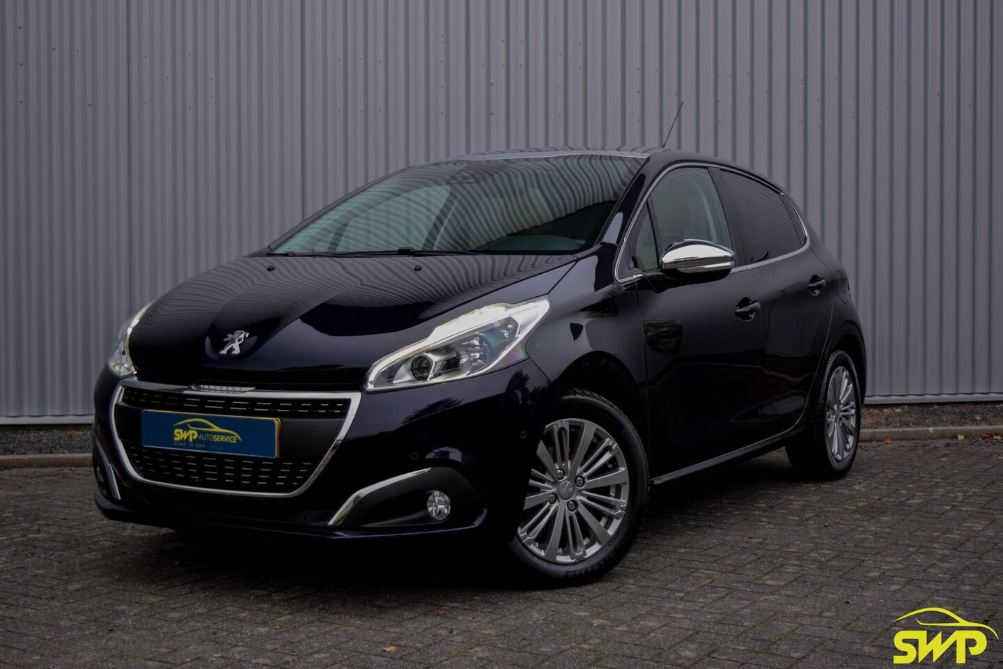 Peugeot 208 - 1.2 PureTech Allure | Pano | Leer | NAP!! - AutoWereld.nl