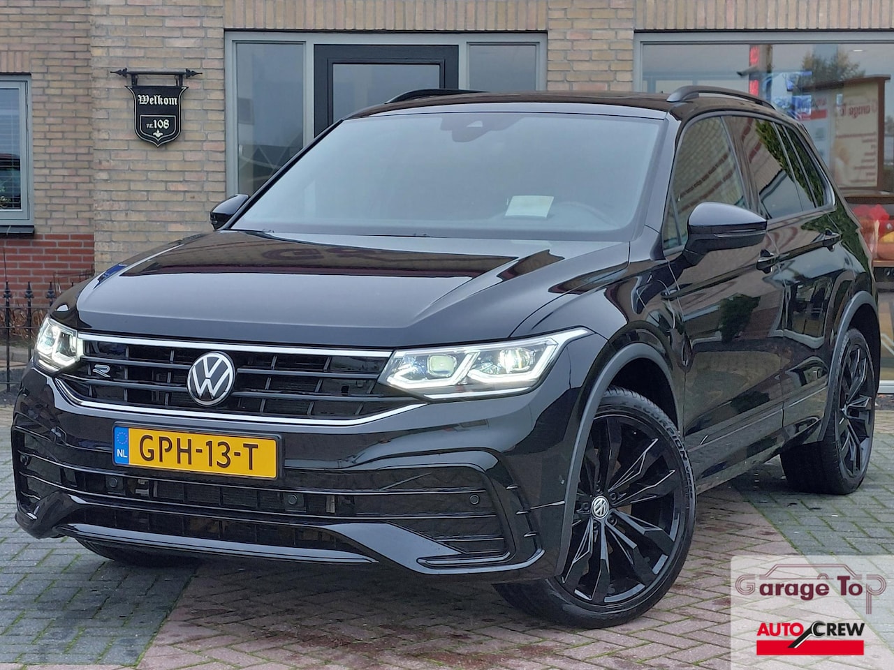 Volkswagen Tiguan - 1.4 TSI eHybrid R-Line Black Style | Pano | Trekhaak | ACC - AutoWereld.nl