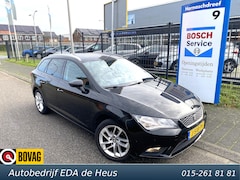 Seat Leon ST - 1.2 TSi (4 cil.) 110pk Style met o.a. navigatie met CarPlay, park.sens voor/achter, donker