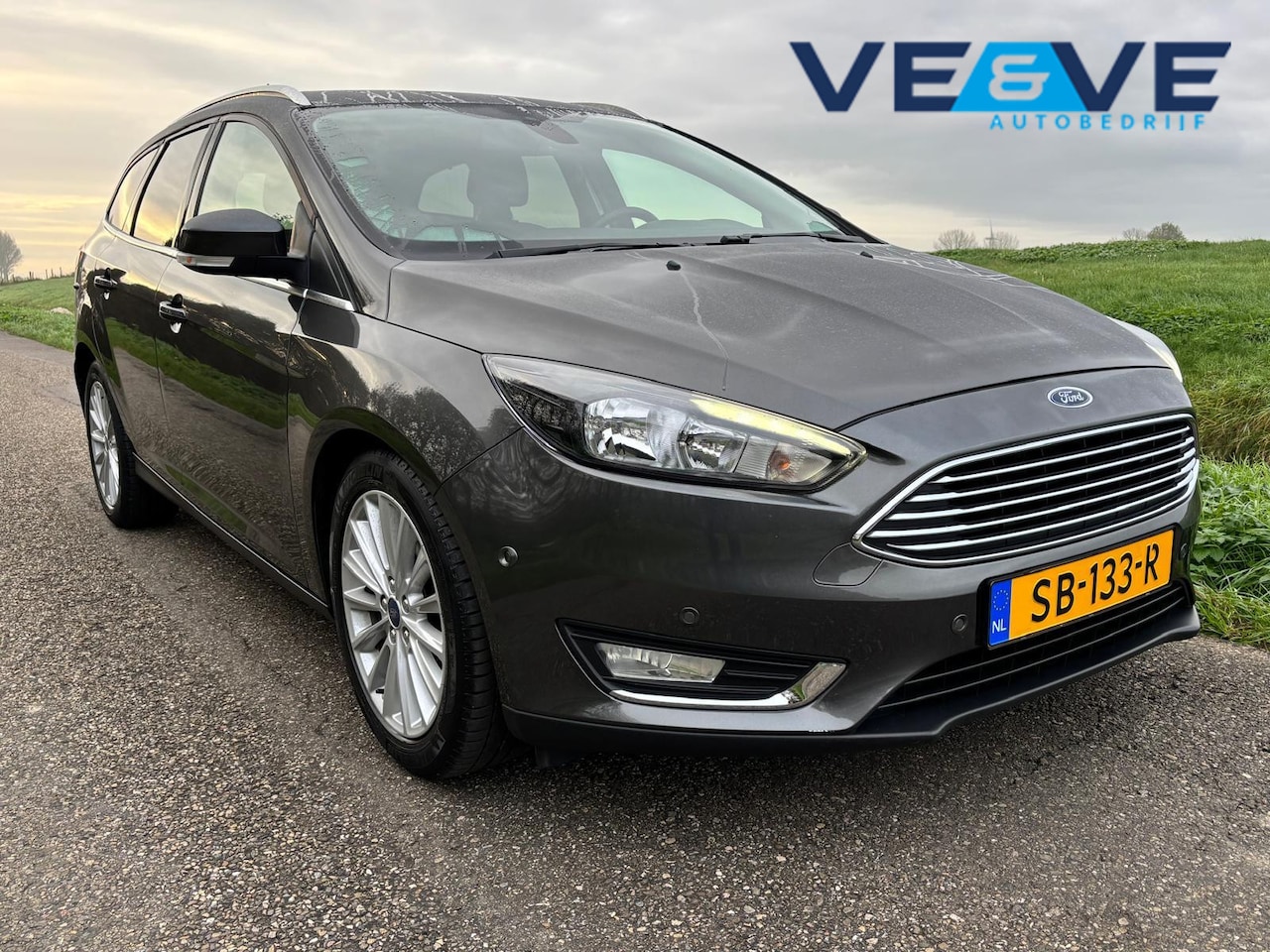 Ford Focus Wagon - 1.5 Titanium 1.5 Titanium - AutoWereld.nl