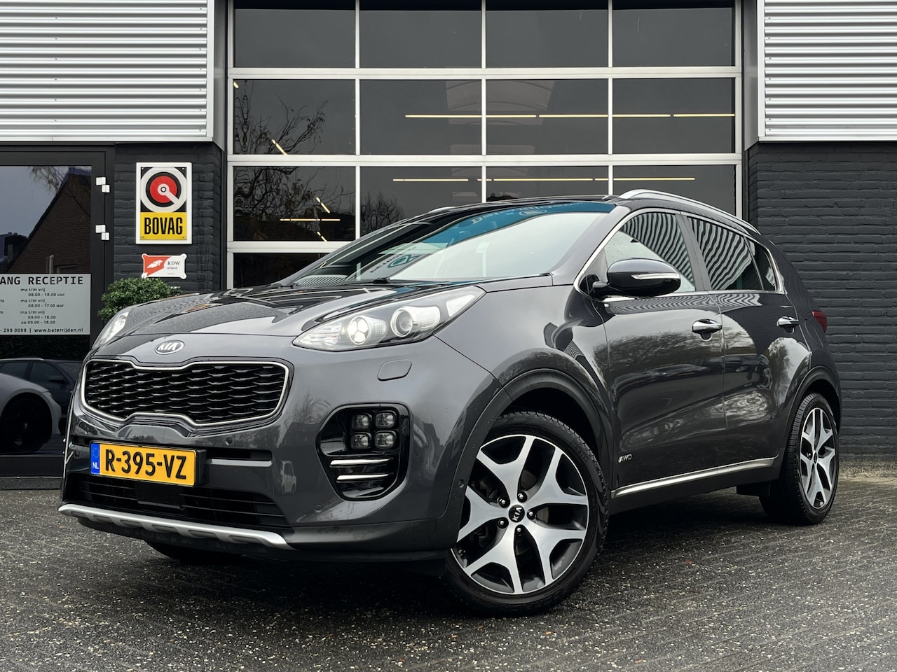 Kia Sportage - 1.6 T-GDI 4WD GT-Line 1.6 T-GDI 4WD GT-Line, Automaat, Camera, Cruise, Trekhaak, Navi - AutoWereld.nl