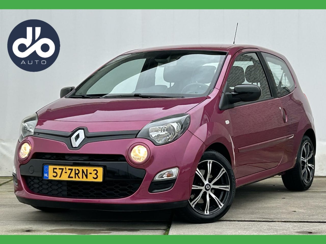 Renault Twingo - 1.2 16V AUTOMAAT Dynamique KEURIG NETTE AUTO I DISTRIBUTIE RIEM V.V. I CLIMA I NAP - AutoWereld.nl