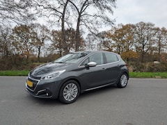 Peugeot 208 - 1.2 PureTech Allure lederen stuurwiel, cruise control, regensensor, automatische verlichting.