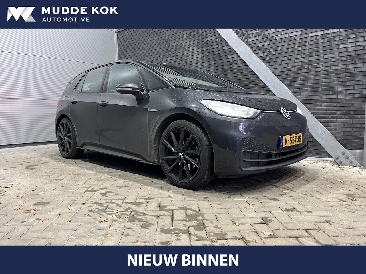 Volkswagen ID.3 - Life 58 kWh | 20 Inch | Trekhaak | Stoelverwarming | Apple Carplay - AutoWereld.nl