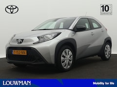 Toyota Aygo X - 1.0 VVT-i S-CVT play | Airco | Camera | Apple Carplay/Android Auto |