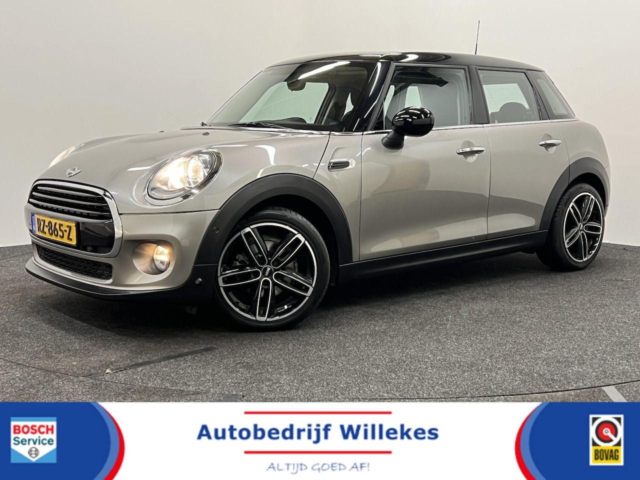 MINI Cooper - Mini 1.5 Business | NAVIGATIE | PARKEERSENSOREN | CRUISE CONTROL | - AutoWereld.nl