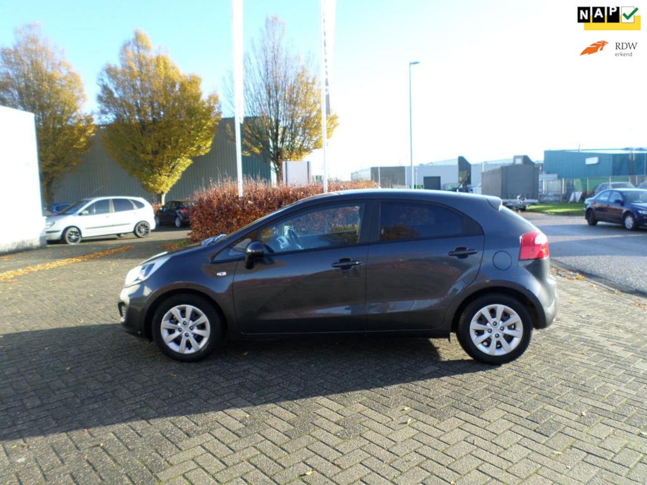 Kia Rio - 1.2 CVVT Comfort Pack 1.2 CVVT Comfort Pack - AutoWereld.nl