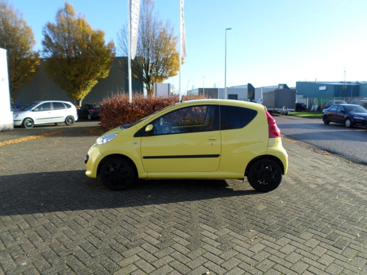 Peugeot 107 - 1.0-12V XR 1.0-12V XR - AutoWereld.nl