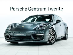 Porsche Panamera Sport Turismo - 4 E-Hybrid