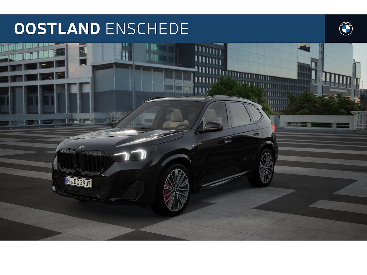 BMW X1 - xDrive23i High Executive M Sport Automaat / Panoramadak / Trekhaak / Sportstoelen / Stoelv - AutoWereld.nl