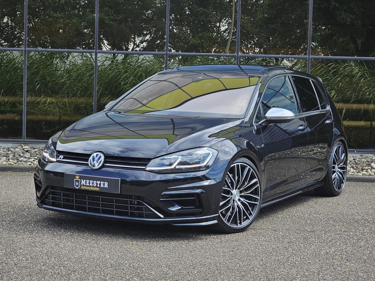 Volkswagen Golf - 2.0 TSI 4Motion R |PANODAK|VIRTUAL|ACC - AutoWereld.nl