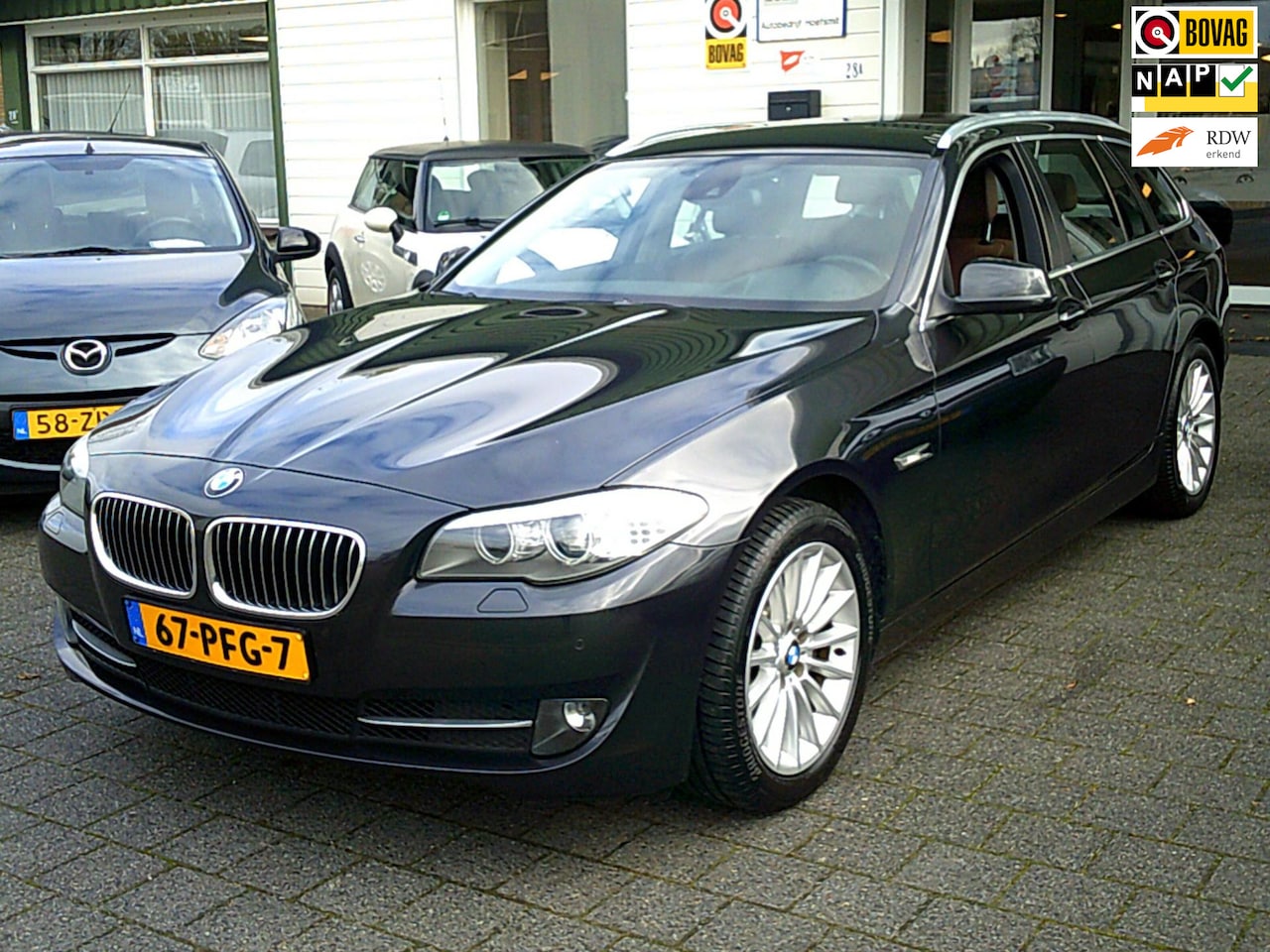 BMW 5-serie Touring - 528i High Executive 528i High Executive - AutoWereld.nl