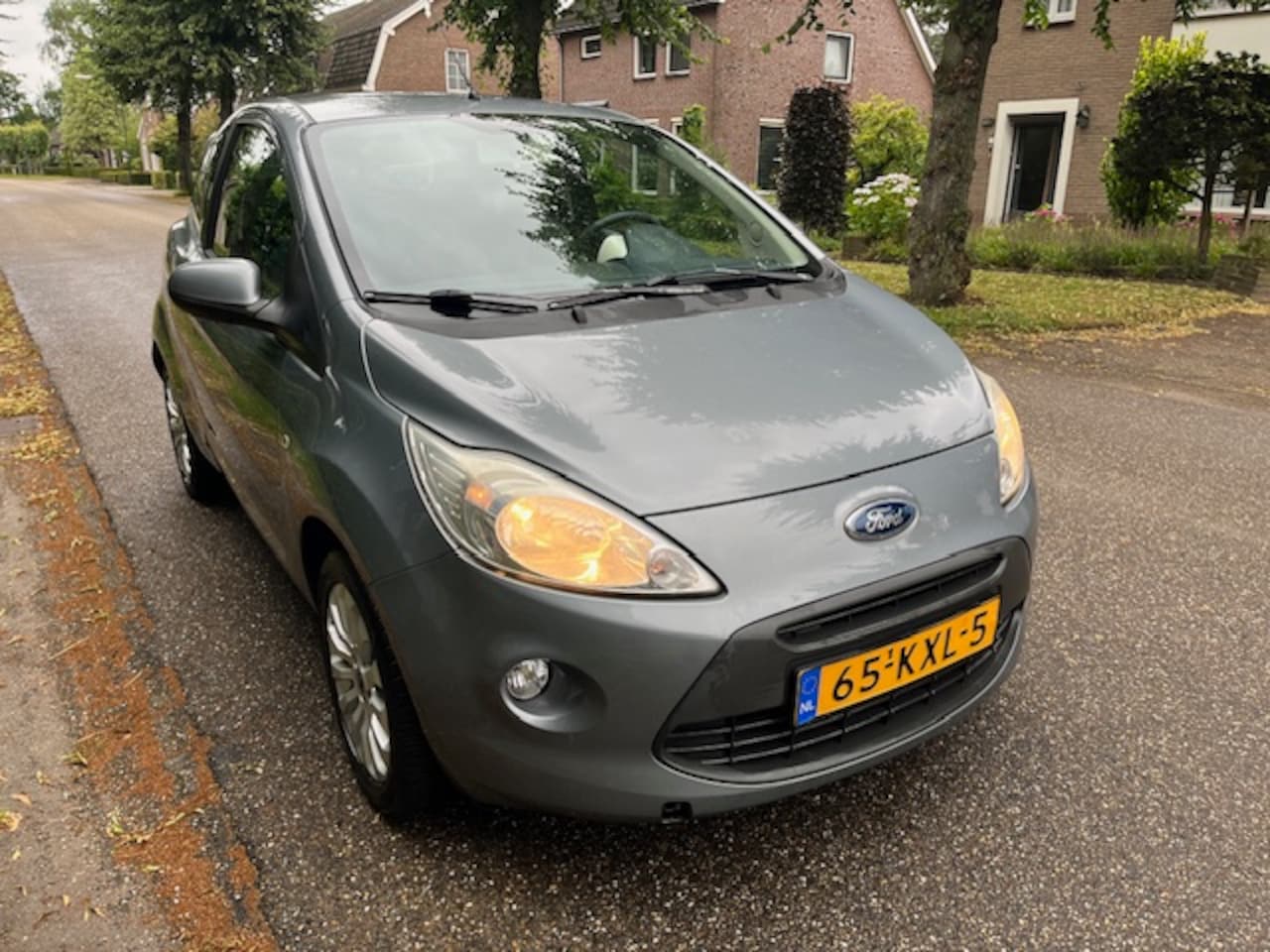 Ford Ka - 1.2 Airco Apk tot 27-08-2025 - AutoWereld.nl