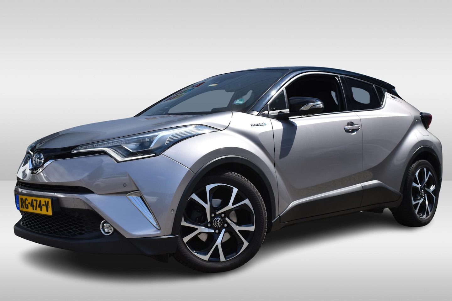 Toyota C-HR - 1.8 Hybrid Bi-Tone Plus 1.8 Hybrid Bi-Tone Plus - AutoWereld.nl