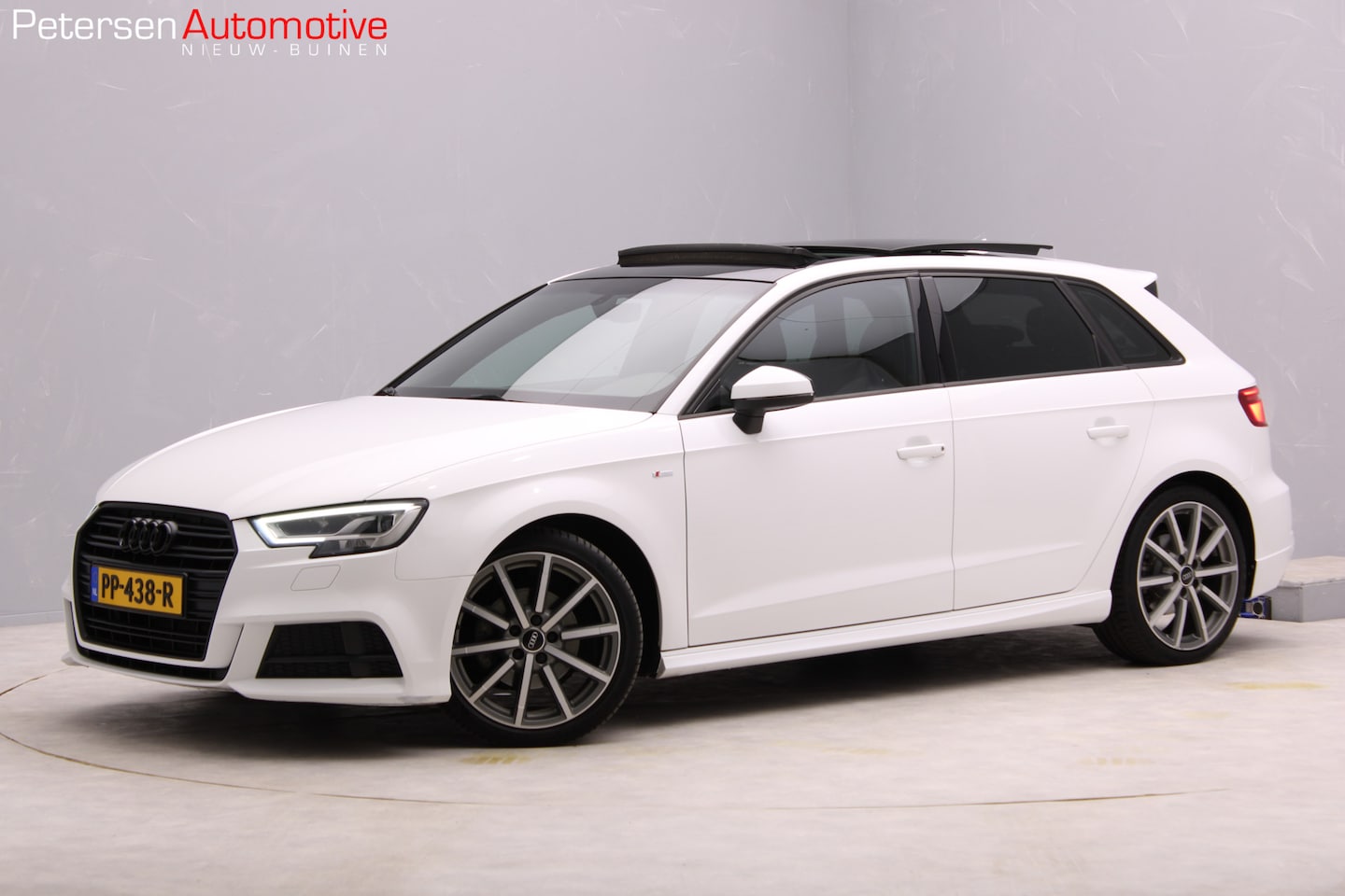 Audi A3 Sportback - 1.5 TFSI S-Line *Pano* Virtual* BTW* Vol* - AutoWereld.nl