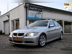 BMW 3-serie - 325i High Executive Org.NL/Navi prof/Xenon/Sportstoel/Trekhaak