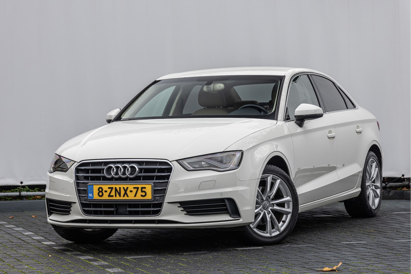 Audi A3 Limousine - 1.4 TFSI CoD Ambiente Pro Line Plus ACC LED Keyless - AutoWereld.nl