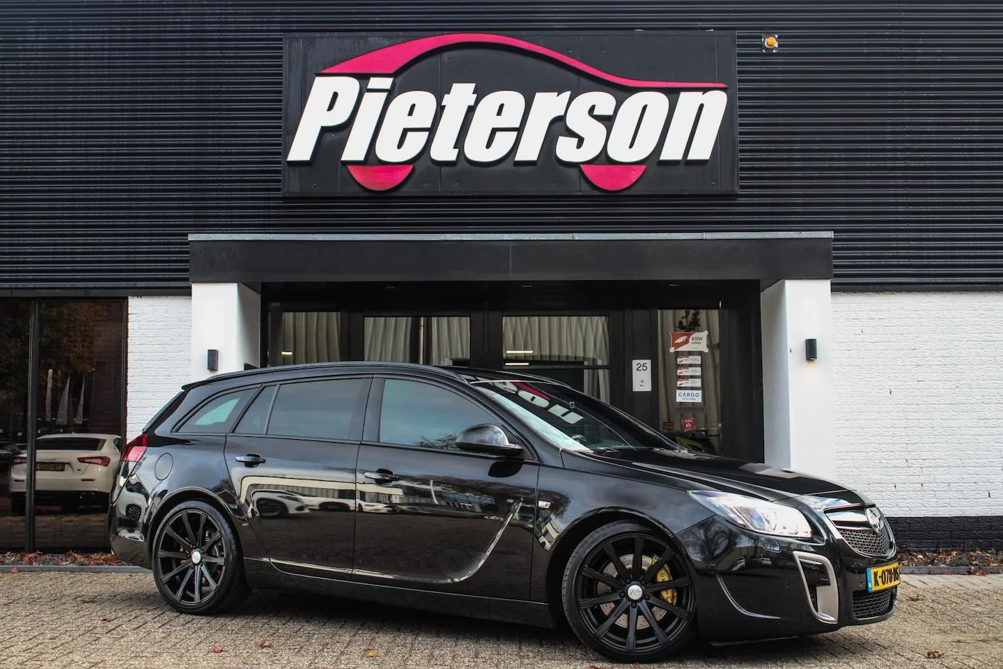 Opel Insignia Sports Tourer - 2.8 T OPC 4x4 RECARO XENON AUT - AutoWereld.nl